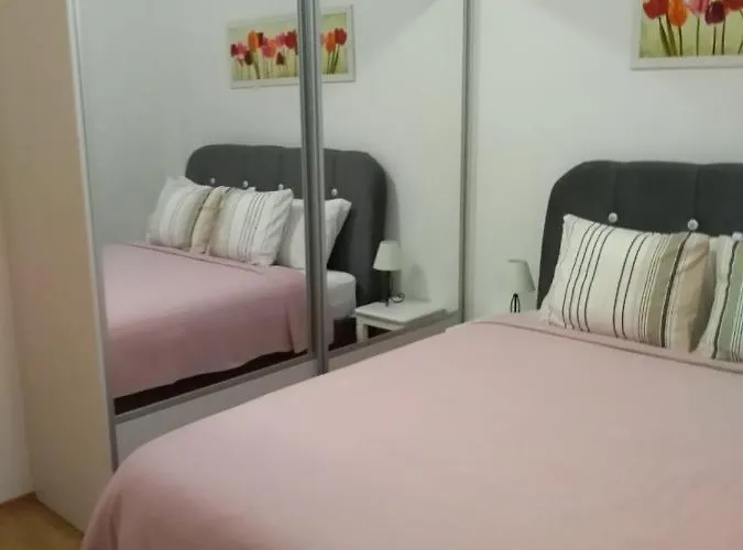 Kraljica Apartament *